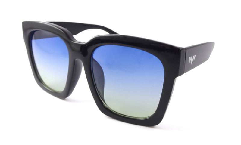 XL Chiq - Wide Fit Sunglasses